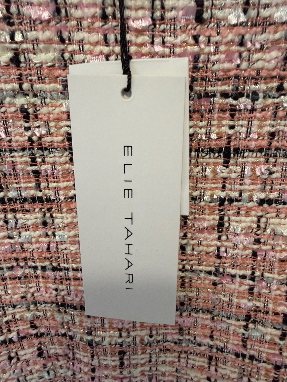 Elie Tahari Pink Tweed Boxy Blazer with Gold Buttons - Picture 7 of 8